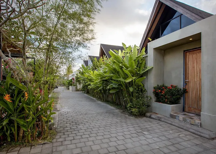 Puri Gong 1, Private Pool In Bukit Villa