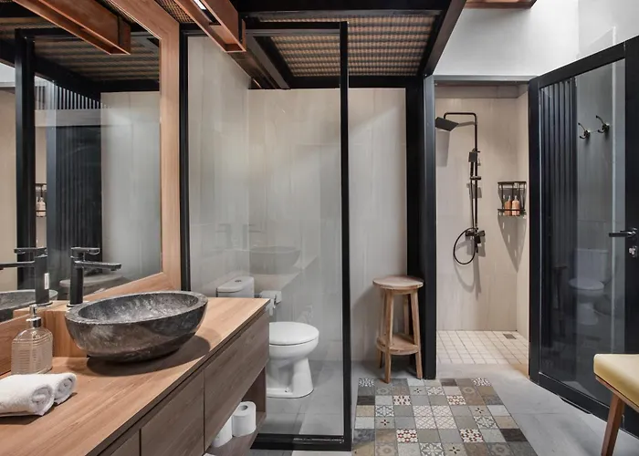 Puri Gong 1, Private Pool In Bukit Villa