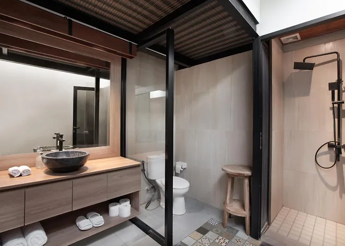 Puri Gong 1, Private Pool In Bukit Villa